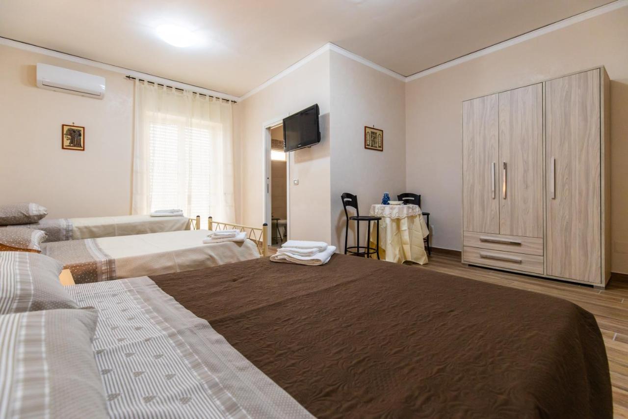 나폴리 Casa Di Annarella B&B 외부 사진